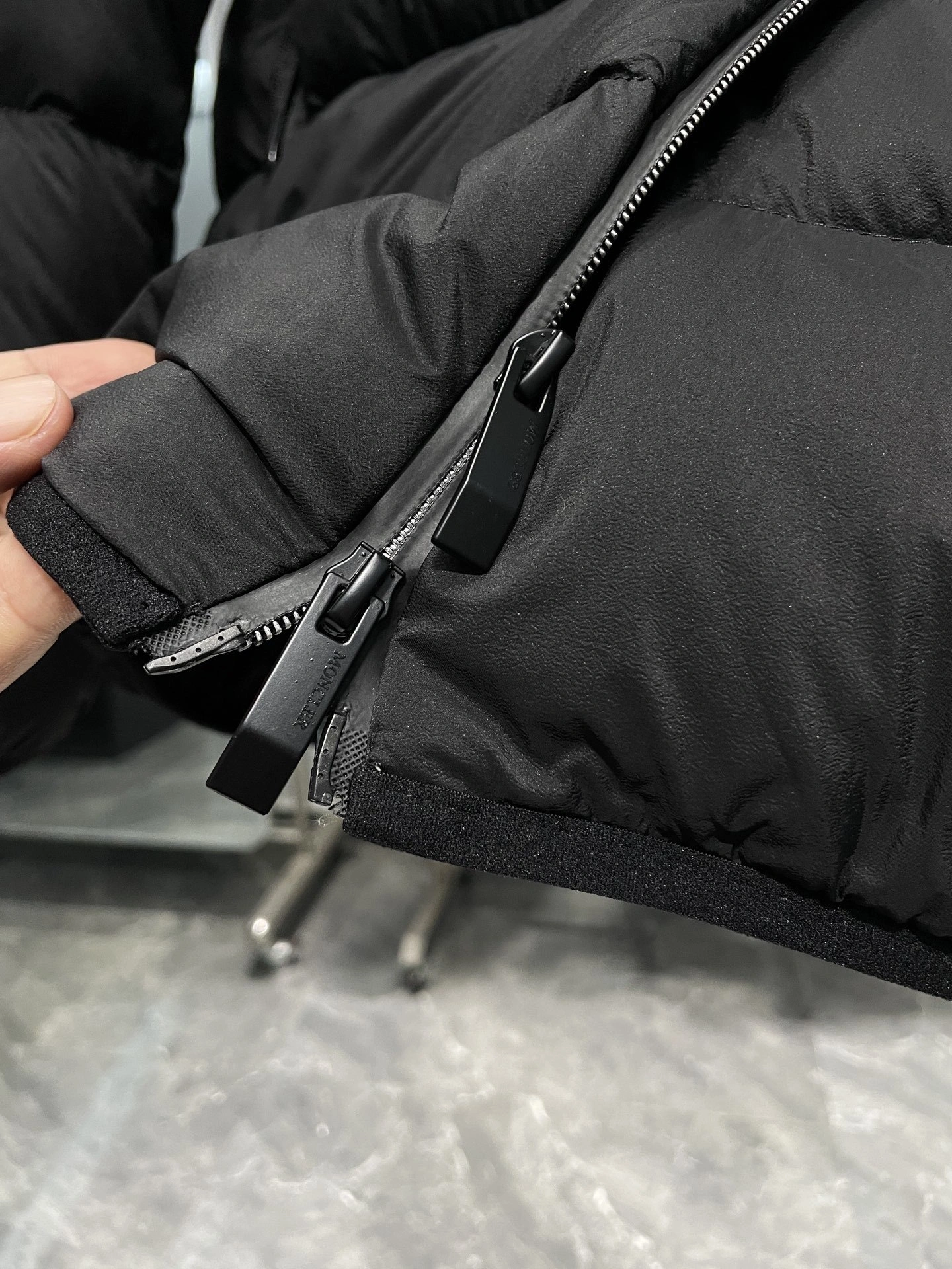 wg.luxury-- 7o9385r Down jacket nylon 2colour item: E-F000J1309-2
